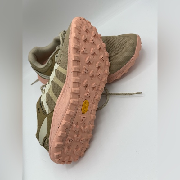 Merrell Women's Beige and Coral Athletic Shoes - Picture 8 of 10